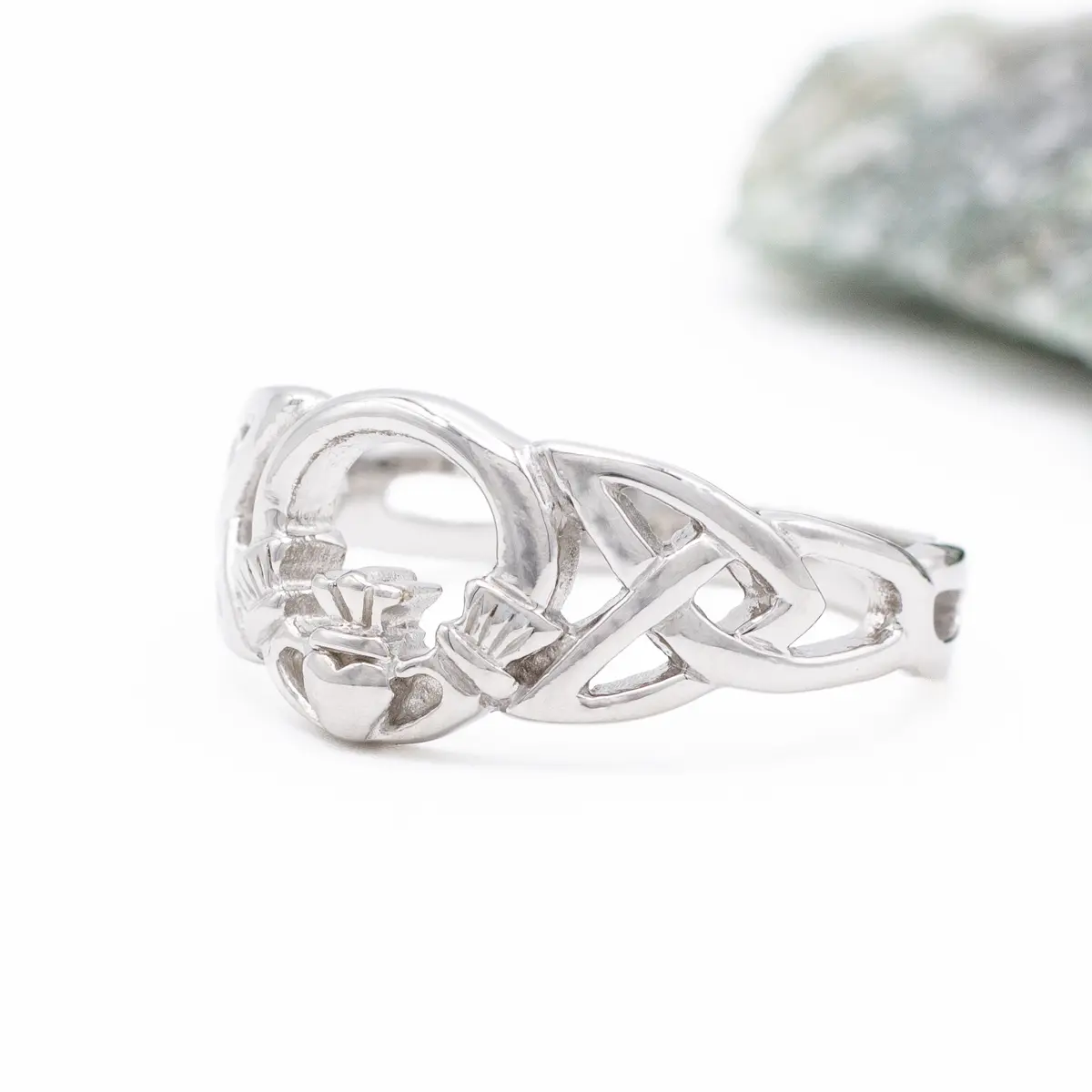 Ladies Silver Claddagh Celtic Ring Photo 3 